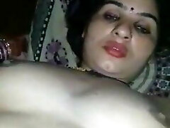 सुंदर भारतीय पत्नी ।.कड़ी मेहनत लिंग