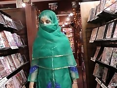 Warm Pakistani chick Nadia Ali sucks phat dick in the glory hole bedroom Warm Pakistani chick Nadia Ali sucks phat dick in the glory hole bedroom