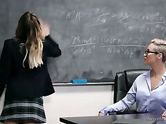 Strict teacher in glasses Ryan Keely gets her pussy munched by sizzling school chick