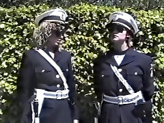 Polissystrarna & Sextjuvarna Polissystrarna & Sextjuvarna