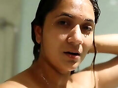 Pooja Laxmi Joshi Shower on Her, Fliz Flicks