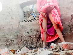 Bhabhi ko palambar ne chudai Saree me total hindi clear voice Bhabhi ko palambar ne chudai Saree me total hindi clear voice