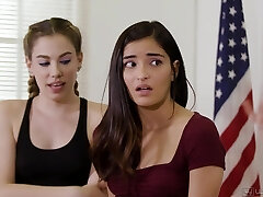 Georgia Jones licks pussies in a lesbian teen three-way