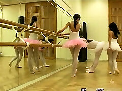 Scorching ballet chick orgy