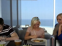 Busty Milf Tribbing With Teen Daughter