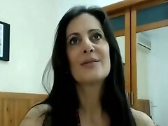 Hawt mature i'd like to nail and toy Hawt mature i'd like to nail and toy