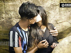 Desi Dirty Sudipa gets huge cum load from her Boyfriend In Outdoor Mountain Sex Scene (Utter Movie)