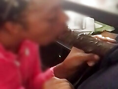 She's wearing her boyfriends bandana while suck my man-meat. Subscribe to ONLYFANS for more content She's wearing her boyfriends bandana while suck my man-meat. Subscribe to ONLYFANS for more content