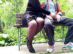 Unfamiliar Cougar in pantyhose jerked off my spear in the park on a bench