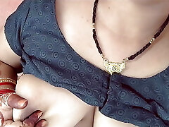 Suman Luvs to Piss While Orgasam Suman Luvs to Piss While Orgasam