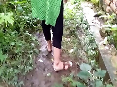 Bestver Pissing And Boinking Outdoor With My Desi Indian Mom