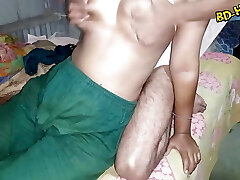 Bangla Bhabhi fuck deep throat and Doggy Style . Cum inwards her pussy. Bangla Bhabhi fuck deep throat and Doggy Style . Cum inwards her pussy.