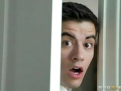 Brazzers - Diamond Jackson fucks a lil milky boy Brazzers - Diamond Jackson fucks a lil milky boy