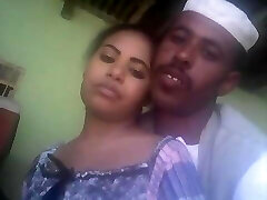 sudanese shy demonstrate body