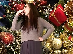 Happy Ho-Ho-Holidays: Santa's Milk Causes A Horny Housewife Bimbo Transformation Total VIDEO