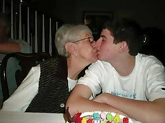 GRANNY FUCKING GRANNY FUCKING