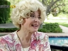 This Ain't The Golden Chicks