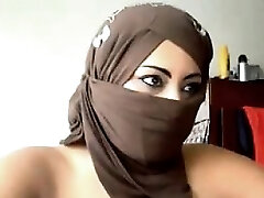 Arab Lady Flashing The Camera