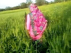 Indian Village Bhabhi Outdoor Hump PORN IN HINDI