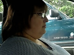 Mature Plumper neighbor lady wants to play with my cock in her car