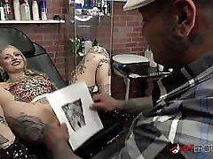 River Dawn Ink sucks cock after her new coochie tattoo