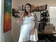 Kelly Payne - Exploring Pregnant Teachers Cootchie