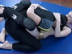 Training with Vayne! Real Female Wrestling Instructing!