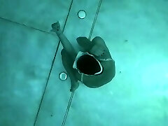 UNDERWATER DANCER