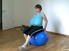 Fitness with Milena Velba