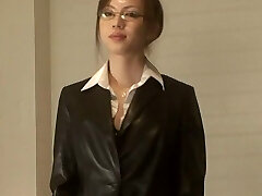 Smoking Japanese gal with glasses sucks her boss's cock Smoking Japanese gal with glasses sucks her boss's cock