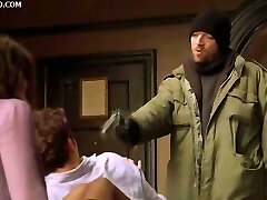 Armed Robber Wants To Abuse The Scorching Celeb Jennifer Aniston