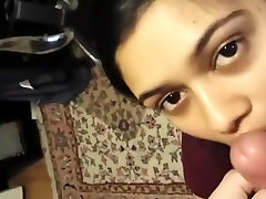 India Desi College Girlfriend give first time suck off and cum in mouth