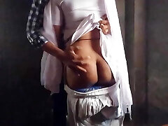 Village college girl girl ne apni teacher ke sath chudai ki