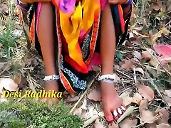 Village Outdoor Nude Dehati Dame In Saree Hindi Porn Video