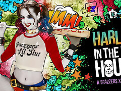 Riley Reid & Bill Bailey en Harley-davidson Dans Le Nuthouse XXX la Parodie - Brazzers