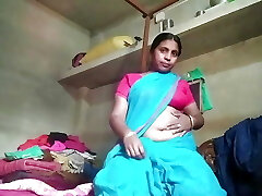 Indian super hot aunty new video