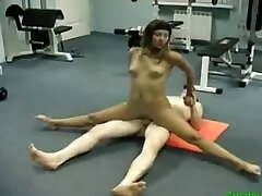 Flexible gymnast kamasutra gets fucked and does blowage Flexible gymnast kamasutra gets fucked and does blowage