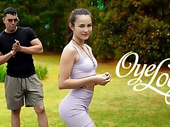 Jors Interrupts Venezuelan Nymph's Yoga To Suggest Her A Glimpse At Her Future With His Powerful Rock