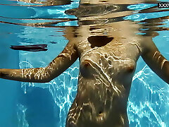 Small tits blonde stunner Sofie Otis swimming naked Small tits blonde stunner Sofie Otis swimming naked