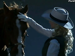 Zuegellose Pocahontas fickt ihren John