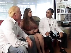 Chunky Housewife Anal-double intrusion Outdoors