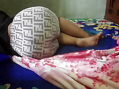 Working on Semok&#39;s sister in law-in-law who is alone