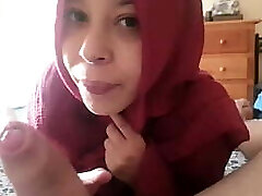 Musulmana mamada y follada Musulmana mamada y follada