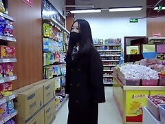 Chinese Restrain Bondage - Bound And Electrified In Public Chinese Restrain Bondage - Bound And Electrified In Public