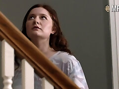 Good looking actress named Katie Holmes can drive you nut with her body Good looking actress named Katie Holmes can drive you nut with her body