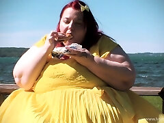 Amateur ginger-haired masturbates then gives a blowjob