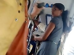 Sri lankan Adorable office doll ass in bus