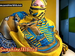 арабо египетская шлюха в хиджабе с большими сиськами на камеру 10 24