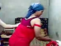 Mature Egyptian aunt throating her husband's dick deepthroat