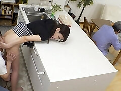 Enticed by the Manager's Wife: Natsuki Takeuchi